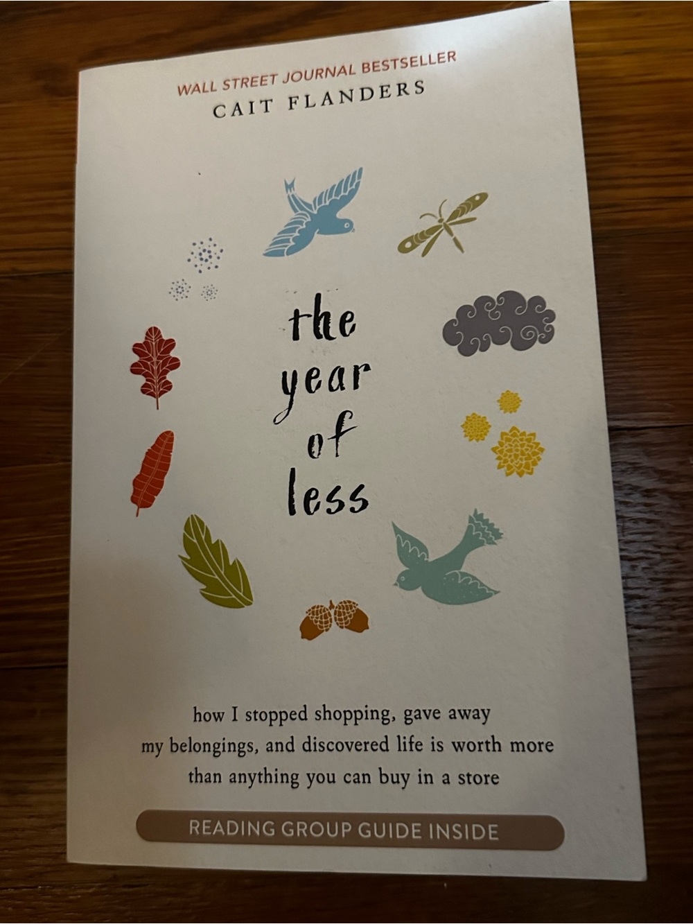 The Year of Less by - Cait Flanders
